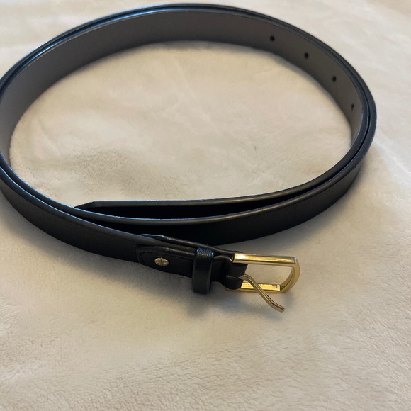 Thin black belt - Picture 1 of 3